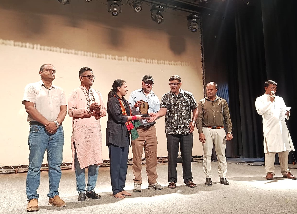 জাতীয় কবিকে ঘিরে দেশে প্রথমবার ‘মূকাভিনয়ে নজরুল’ উৎসব