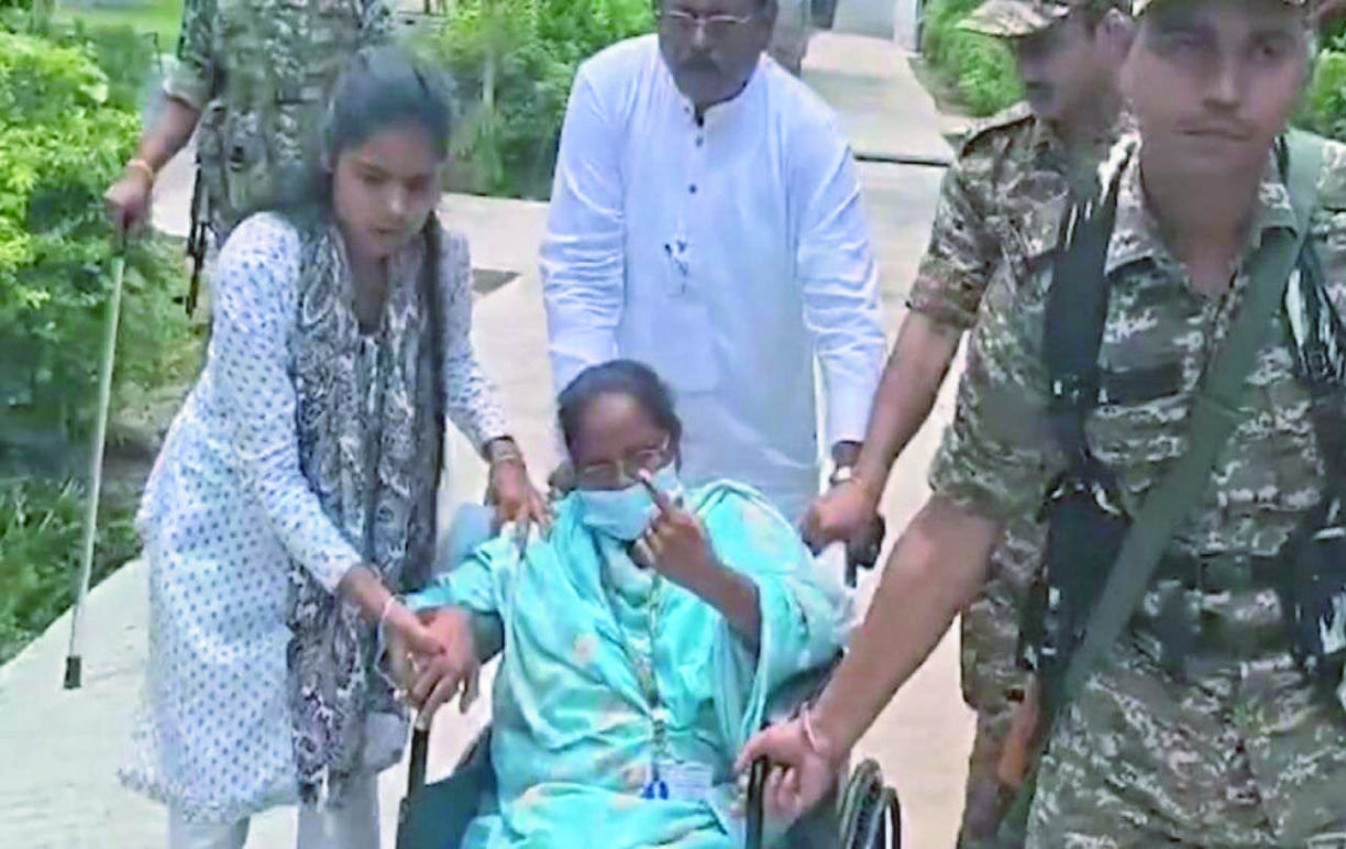 পশ্চিমবঙ্গে বিধানসভা নির্বাচনের শেষ দফার ভোটগ্রহণ সম্পন্ন