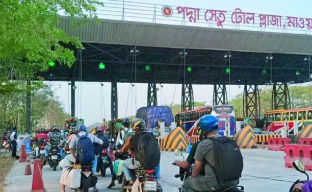 ঈদের ১০ দিনে পদ্মা ও যমুনা সেতুতে টোল আদায় প্রায় ৬৪ কোটি টাকা