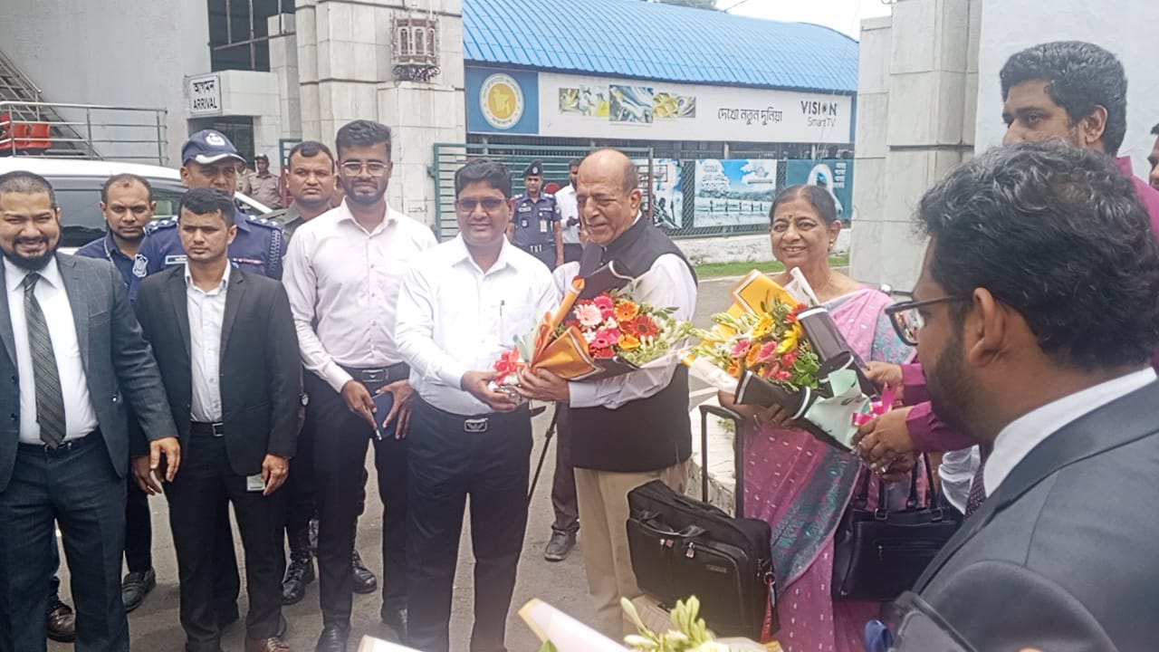 টুরিস্ট ভিসা বাংলাদেশীদের সু-খবর দিলেন- নব নিযুক্ত ভারতীয় ভারতীয় হাইকমিশনার দিনেশ ত্রিবেদী