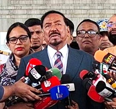 ‘অধিকাংশ সরকারি কর্মকর্তা চোর’: স্পিকার হাফিজ উদ্দিন