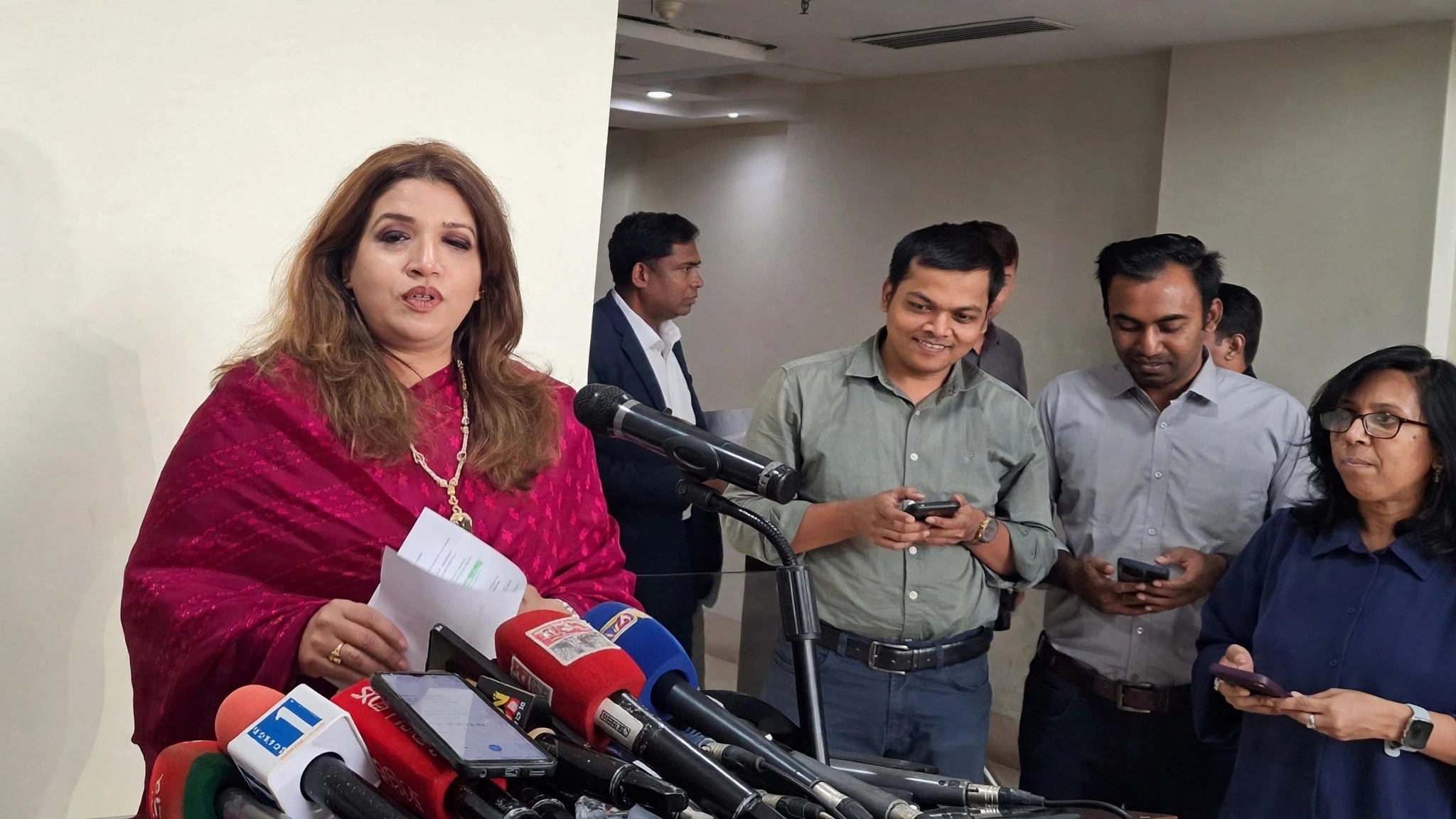 শেখ হাসিনাকে ফেরাতে ভারতের রাজনৈতিক সদিচ্ছা প্রয়োজন: পররাষ্ট্র প্রতিমন্ত্রী শামা ওবায়েদ