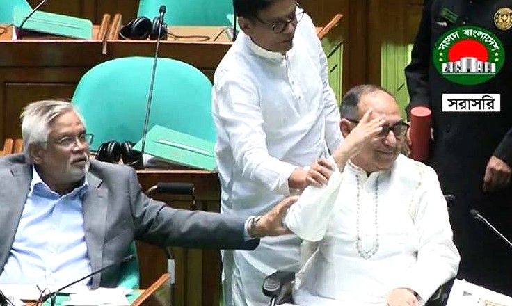দীর্ঘ সাড়ে ৫ মাস পর সংসদে ফিরলেন মির্জা আব্বাস