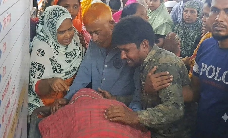 নড়াইলে সড়ক দুর্ঘটনায় গরু ব্যবসায়ীর মৃত্যু