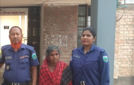 তানোরে মাদকসহ নারী কারবারি আটক