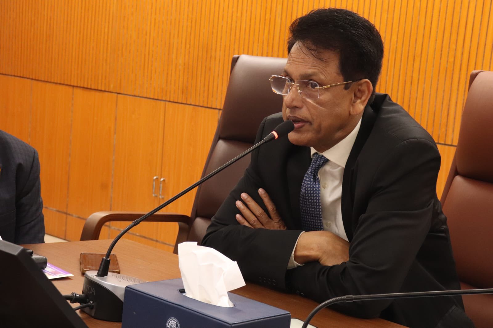 ebb219e4-5fa2-4b13-bdef-f625fd3271af40859