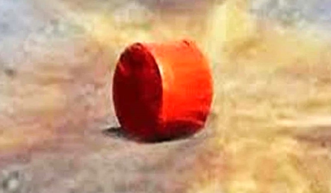 রাজধানীতে ‘ককটেল’ বিস্ফোরণ