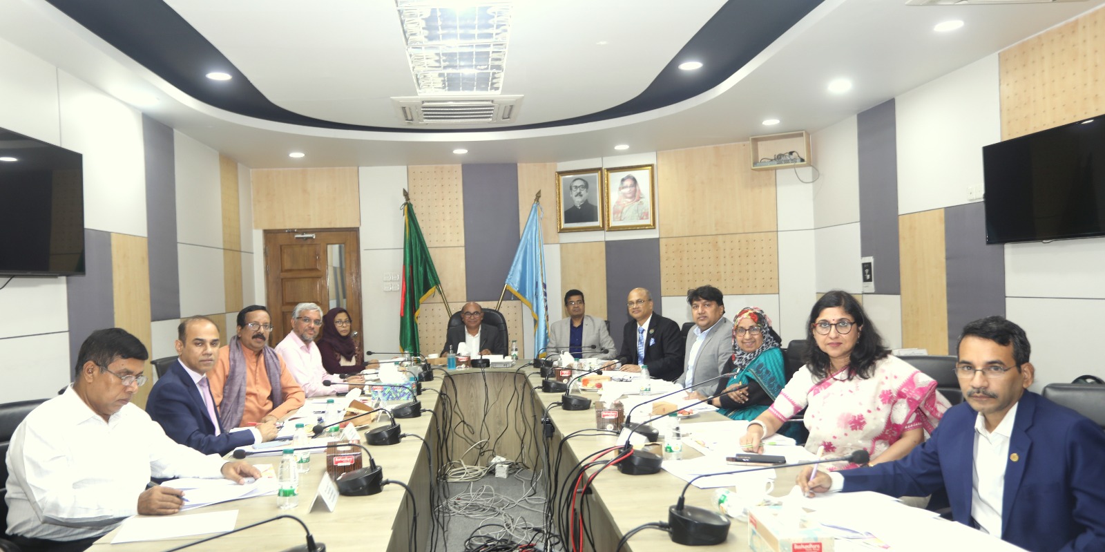 ff09d11c-bf8e-45f6-9e97-8894dd3774fe