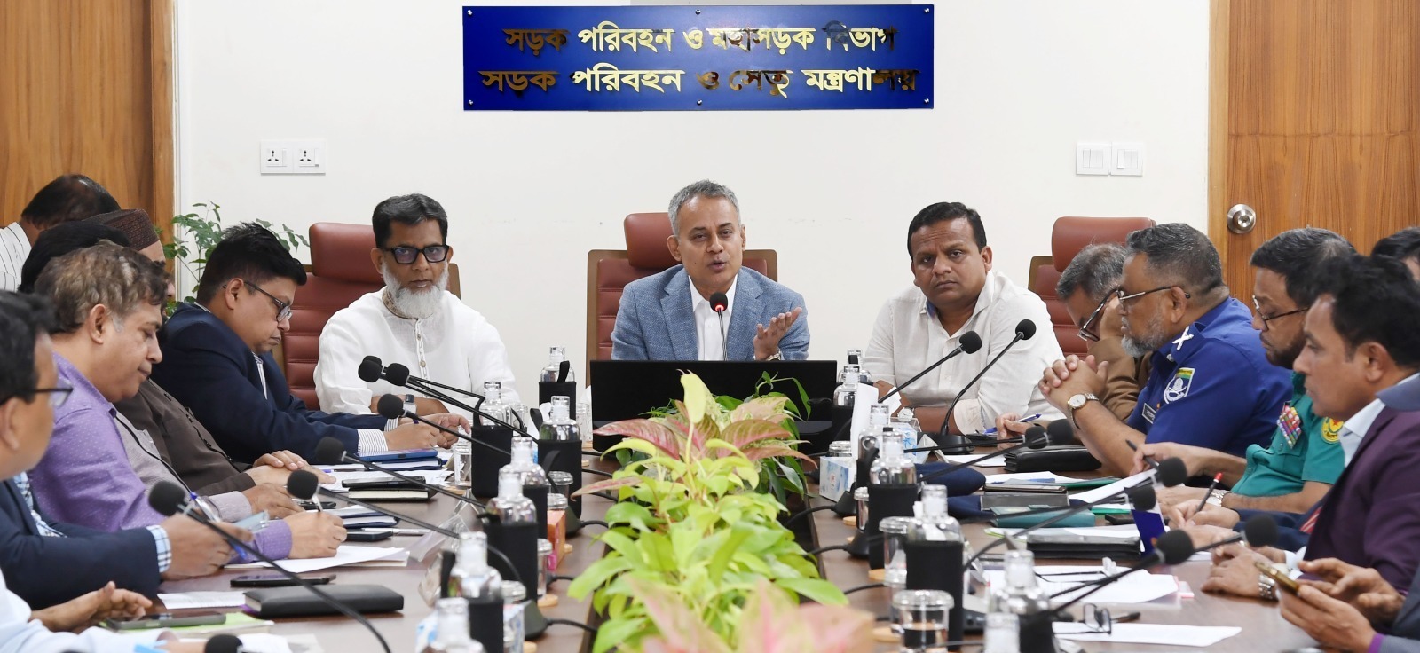 দুর্গাপূজার পাঁচ দিনের ছুটিতে নিরাপদ ও নির্বিঘ্ন যাত্রা নিশ্চিত করতে সমন্বিত প্রস্তুতি