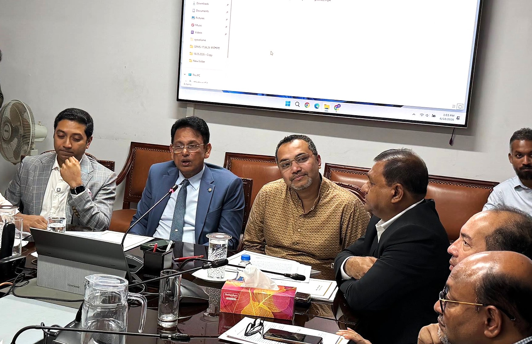 এসএসসি ও এইচএসসি পরীক্ষায় সব শিক্ষাবোর্ডে অভিন্ন প্রশ্নপত্র হবে: শিক্ষামন্ত্রী
