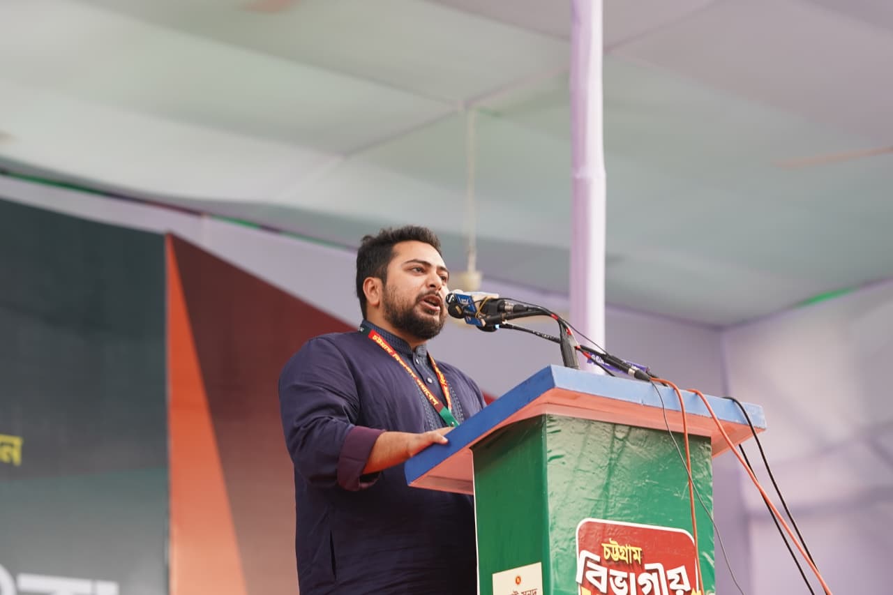ভারত আর বাংলাদেশের আকাশ, মাটি এক না; এটা ১৯৪৭ সালে ফয়সালা হয়ে গেছে: নাহিদ ইসলাম