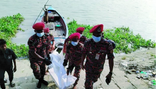 সাত দিনে নদী থেকে ১৭ মরদেহ উদ্ধার, ৯৬ মামলা করেছে নৌ পুলিশ