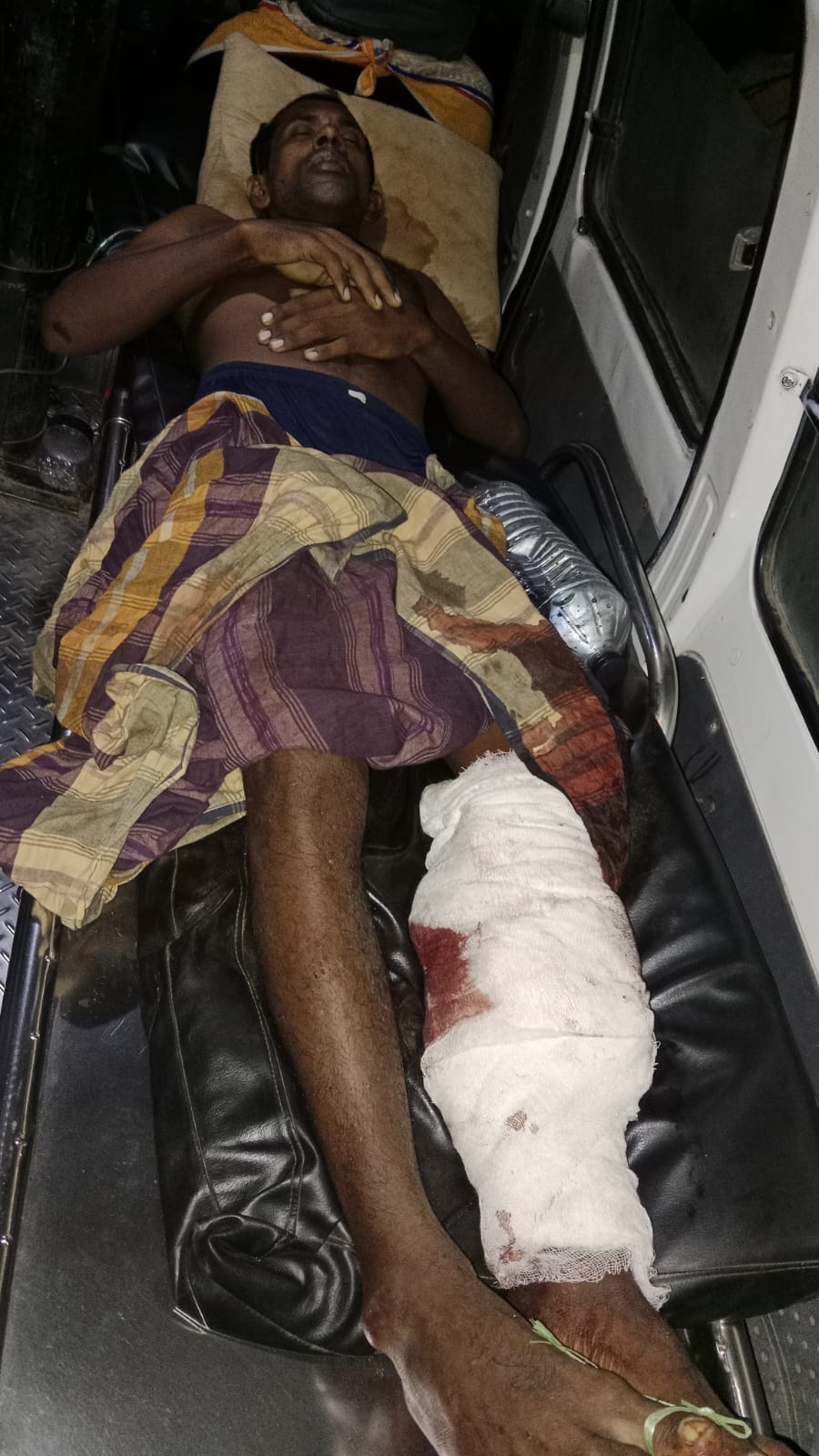 দৌলতপুরে ছোট ভাইয়ের হাসুয়ার কোপে বড় ভাই খুন