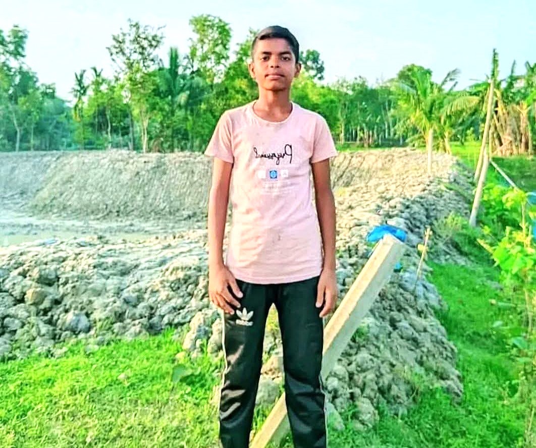 কেন্দুয়ায় নিখোঁজ সপ্তম শ্রেণির শিক্ষার্থীর মরদেহ পুকুরে উদ্ধার