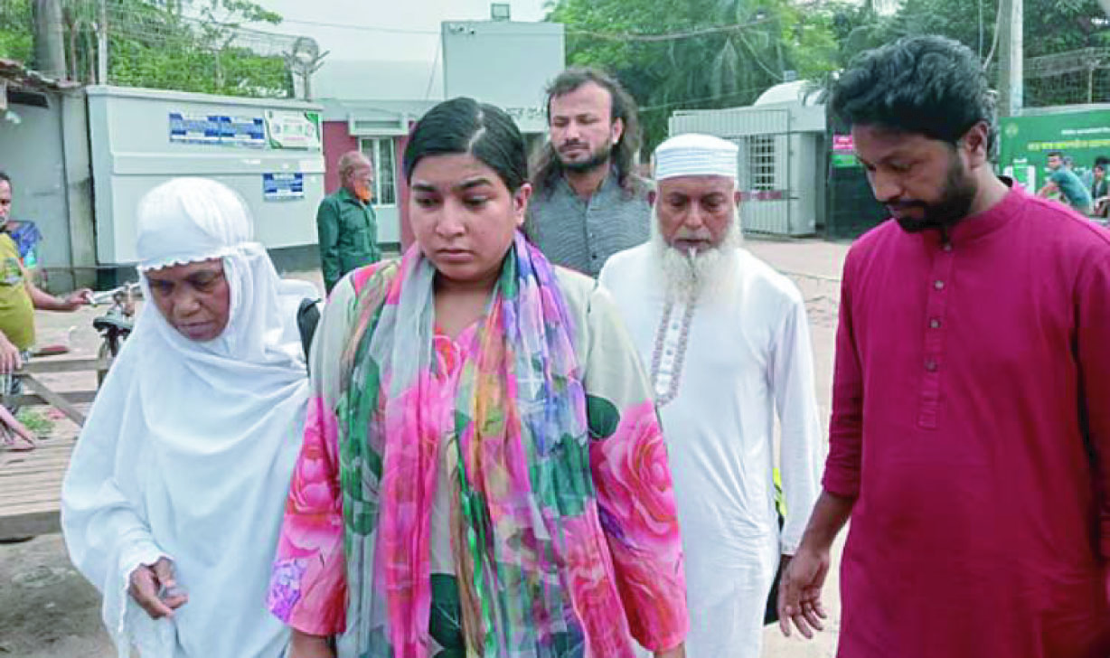 ৭ মার্চের ভাষণ বাজানোর মামলায় জামিনে মুক্তি পেলেন ঢাবির নেত্রী ইমি