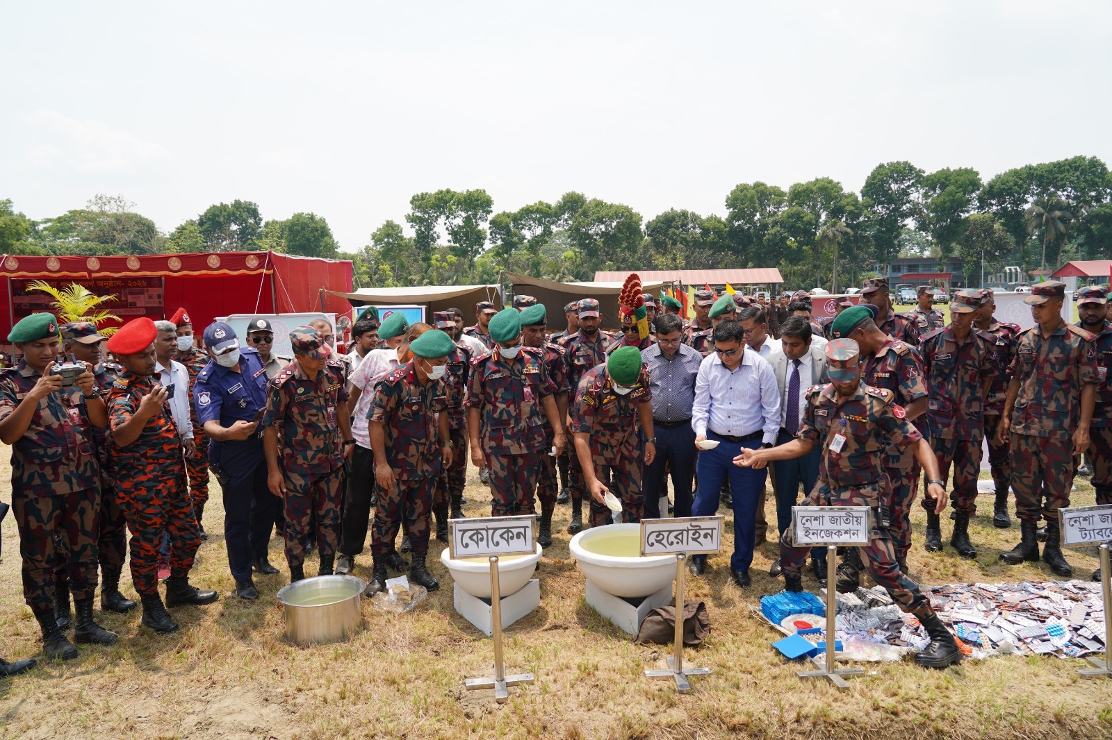 চুয়াডাঙ্গায় ০৩ কোটি ১৮ লক্ষাধিক টাকা মূল্যের মাদকদ্রব্য ধ্বংস করলো বিজিবি।