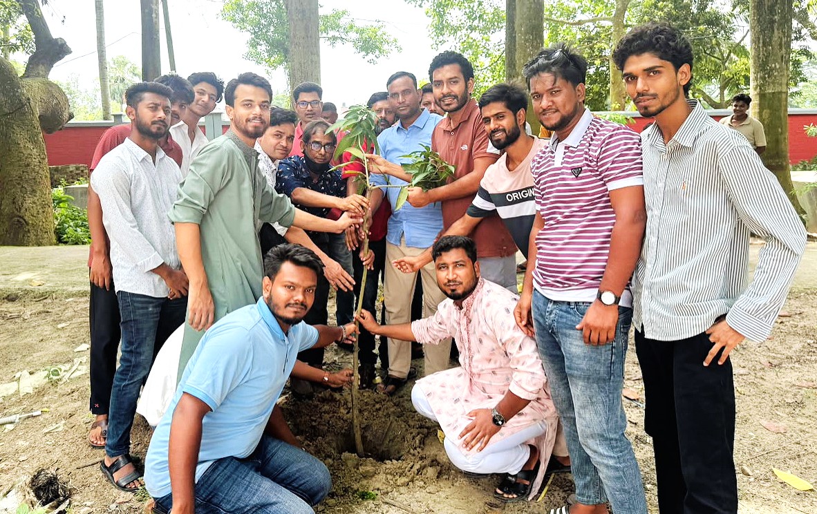 জুলাই-আগস্ট গণঅভ্যুত্থান স্মরণে সিংড়ায় ছাত্রদলের কর্মসূচি পালিত