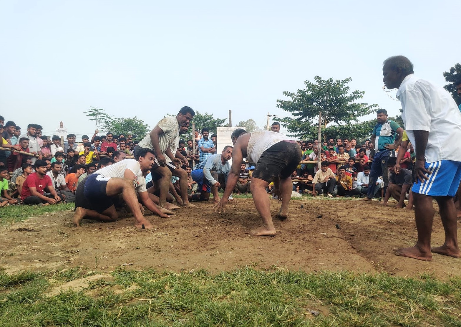 বোচাগঞ্জে ঐতিহ্যবাহী হাডুডু খেলা অনুষ্ঠিত