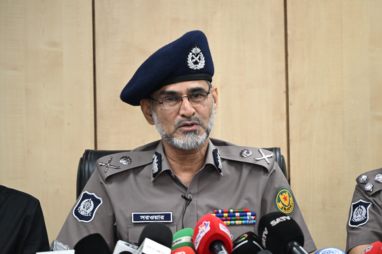 মহানগরীতে সাঁড়াশি অভিযান জোরদার করা হয়েছে