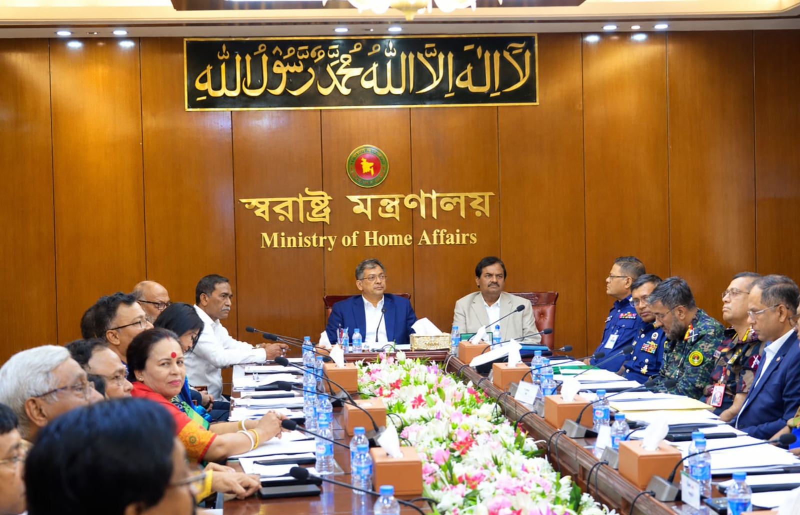 আসন্ন শারদীয় দুর্গাপূজা উদ্যাপনে দেশব্যাপী সর্বোচ্চ নিরাপত্তা নিশ্চিত করা হচ্ছে: স্বরাষ্ট্রমন্ত্রী