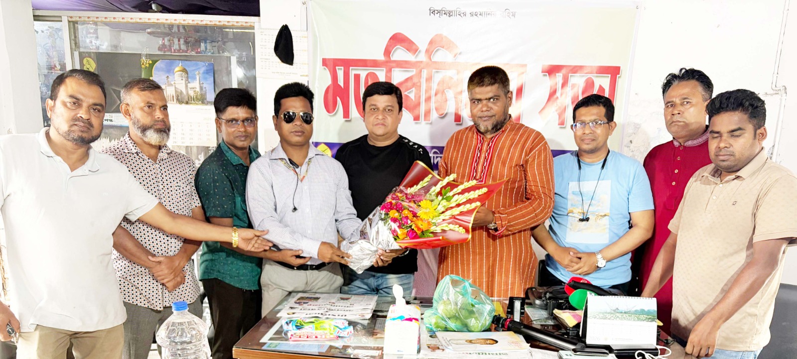 সাংবাদিকতা দায়িত্ব, শুধু পেশা নয়: মনজুর হোসেন