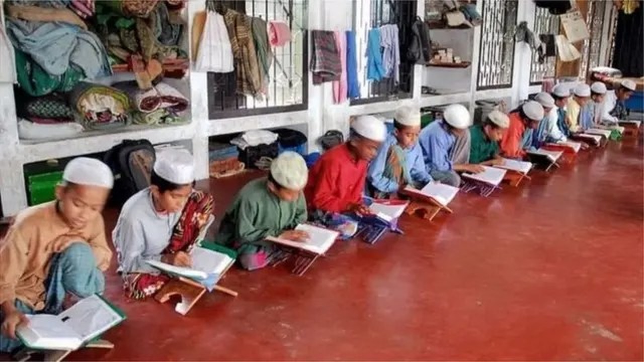 কওমি মাদ্রাসায় শিশুদের যৌন নির্যাতন থামছে না কেন, প্রশ্ন উঠছে নজরদারি আর বিচার নিয়ে
