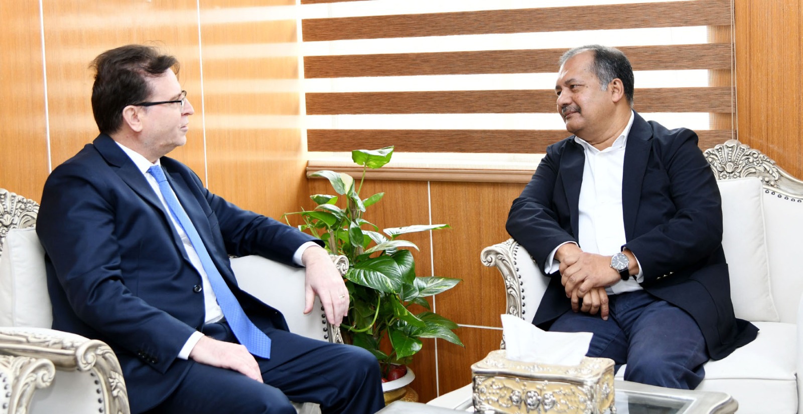 ডিজিটাল প্ল্যাটফর্মে বৈশ্বিক নিয়ন্ত্রণ জরুরি: তথ্যমন্ত্রী