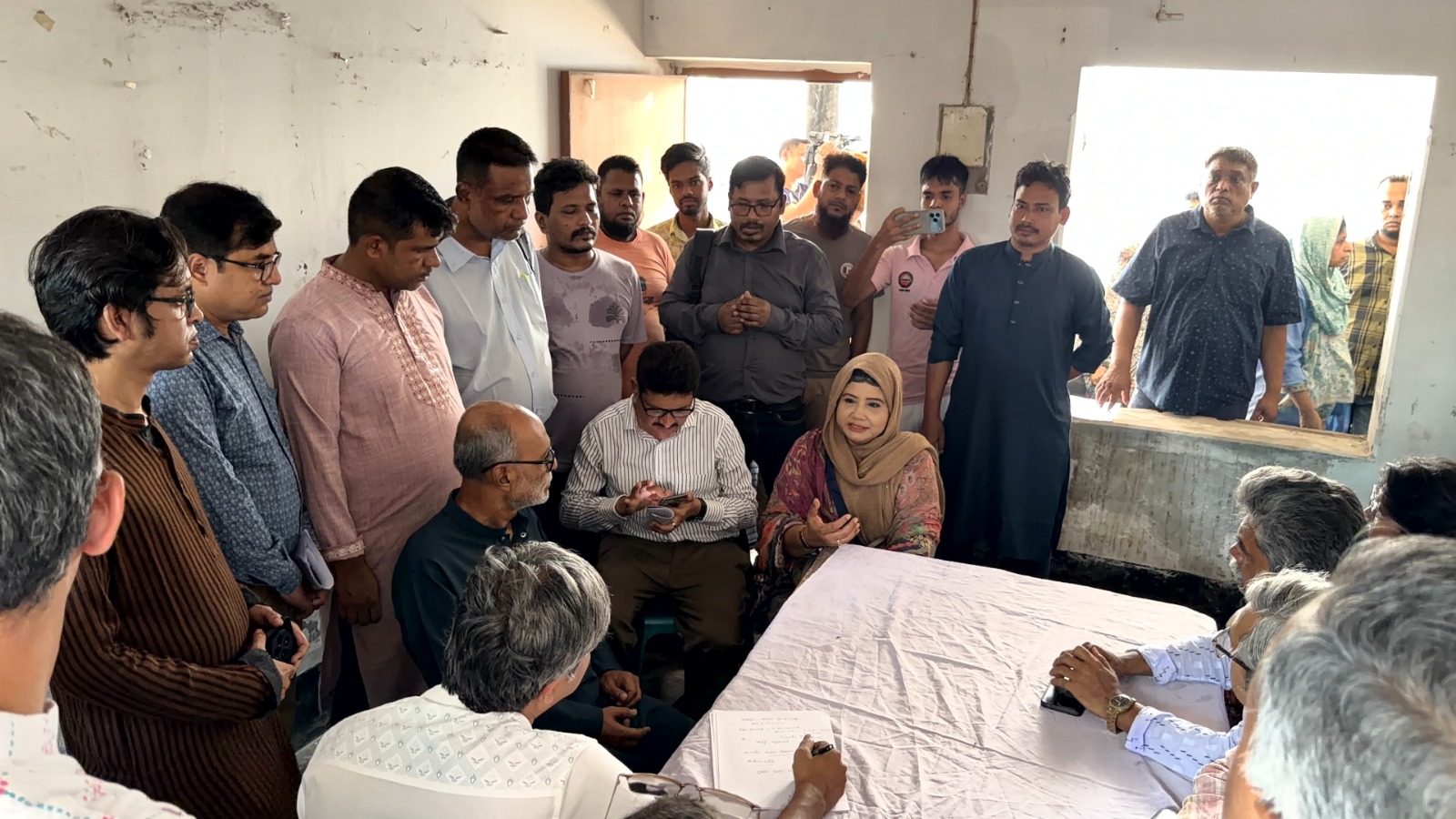 রাড্ডা স্বাস্থ্যসেবা কেন্দ্র পরিদর্শনে গণসংহতি আন্দোলনের নেতৃবৃন্দ
