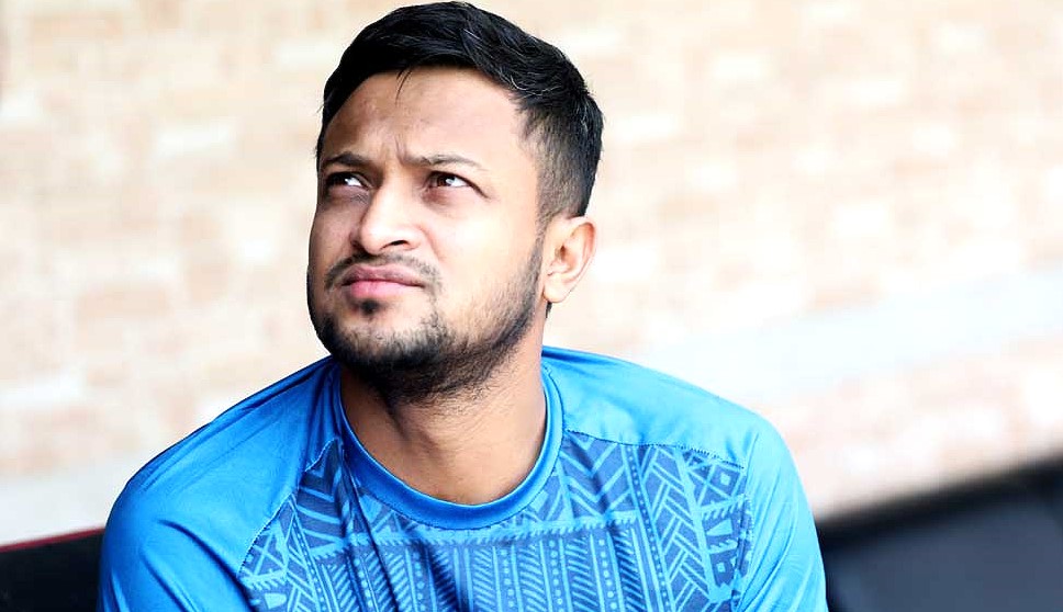 'আমি দেশে ফিরলে ঢাকা অচল হয়ে যাবে': সাকিব আল হাসান