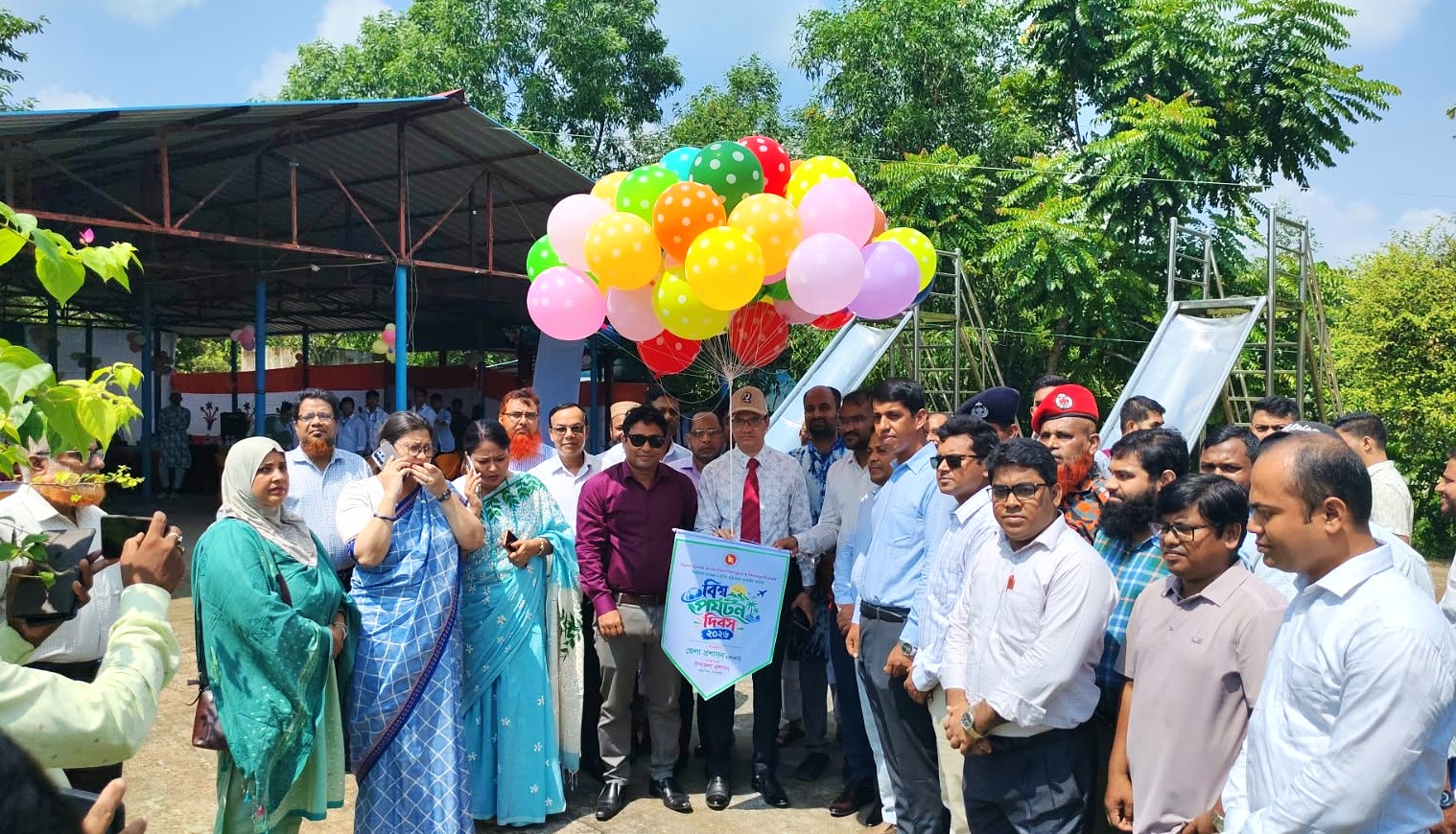 প্রযুক্তির ছোঁয়ায় বিশ্বমঞ্চে যাবে ছৈলার চর: ঝালকাঠির জেলা প্রশাসক