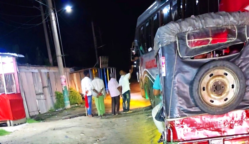 ফরিদপুরে মহাসড়কে বাস থামিয়ে চাঁদা আদায়, অভিযানে আটক ৪