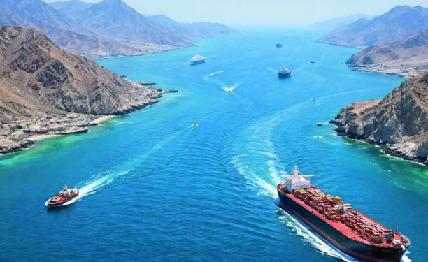 লেবানন যুদ্ধবিরতিতে উন্মুক্ত হরমুজ প্রণালি: ইরান