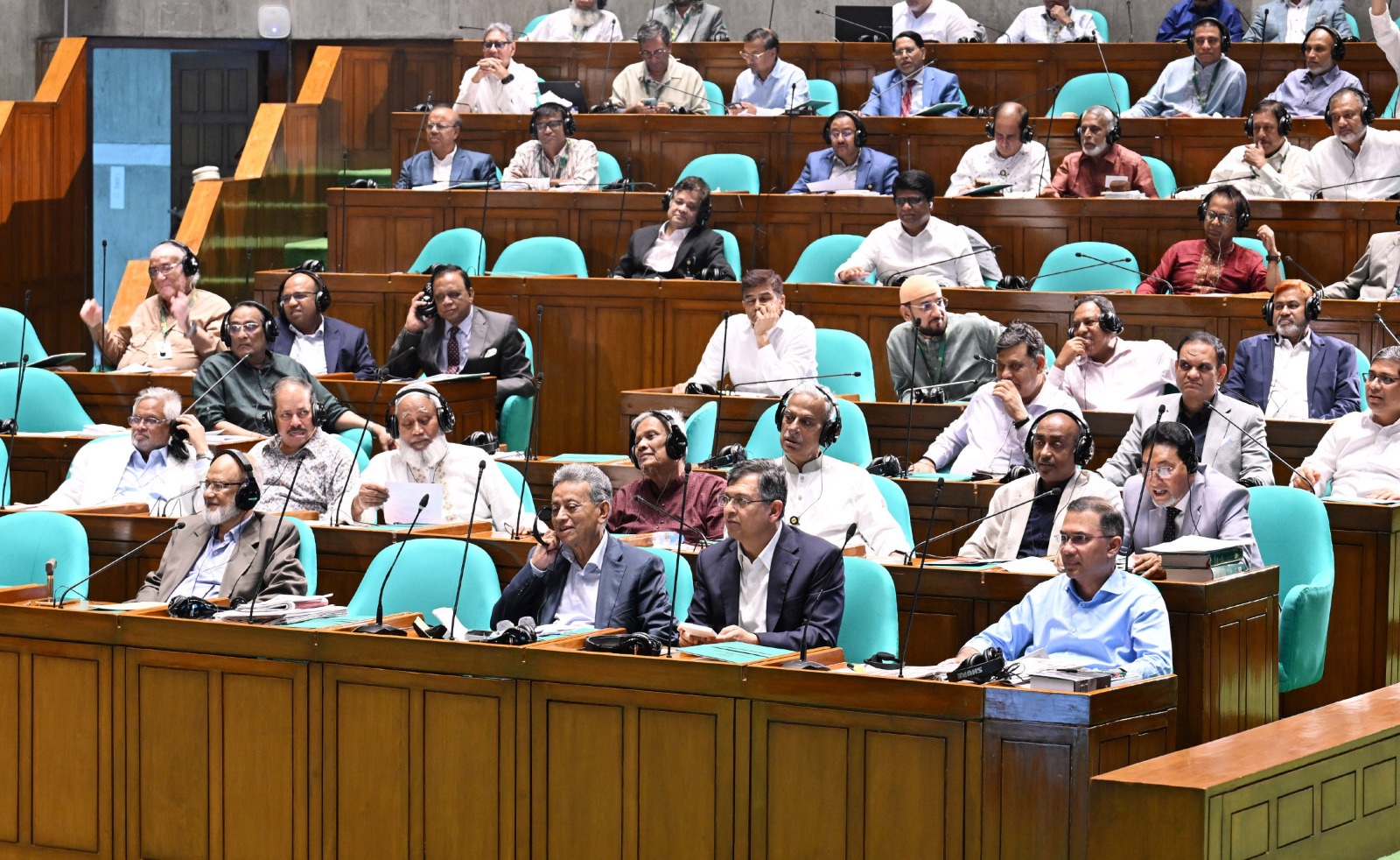 উপজেলায় অফিস পাচ্ছেন এমপিরা