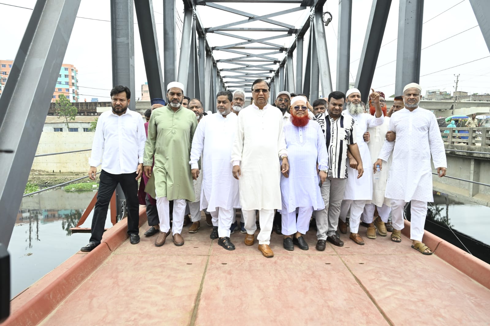 সংস্কার শেষে খুলে দেওয়া হলো কামরাঙ্গীরচর লোহার ব্রিজ