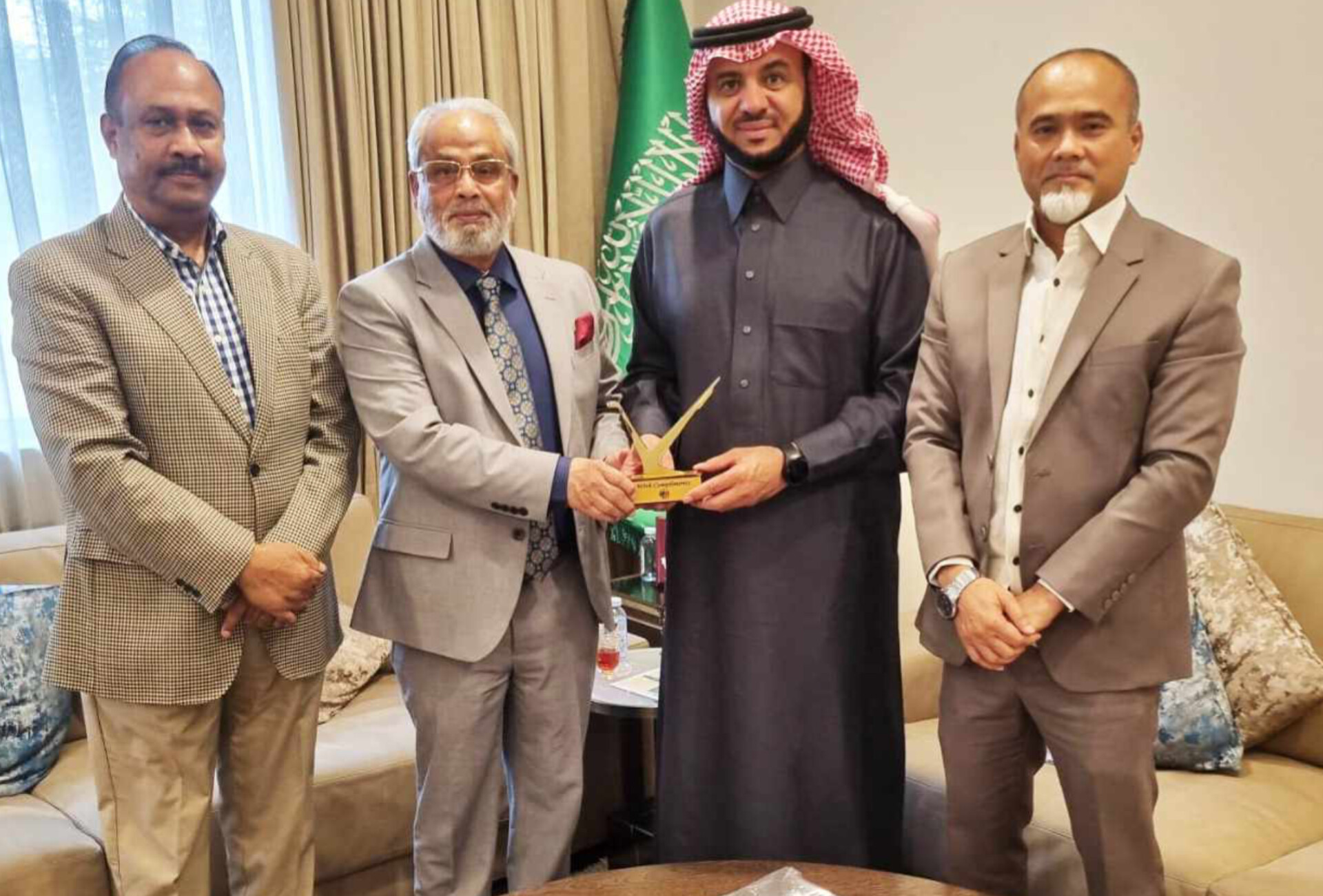 193b215a-74c8-4f27-ae1a-d7811a1b26a631127