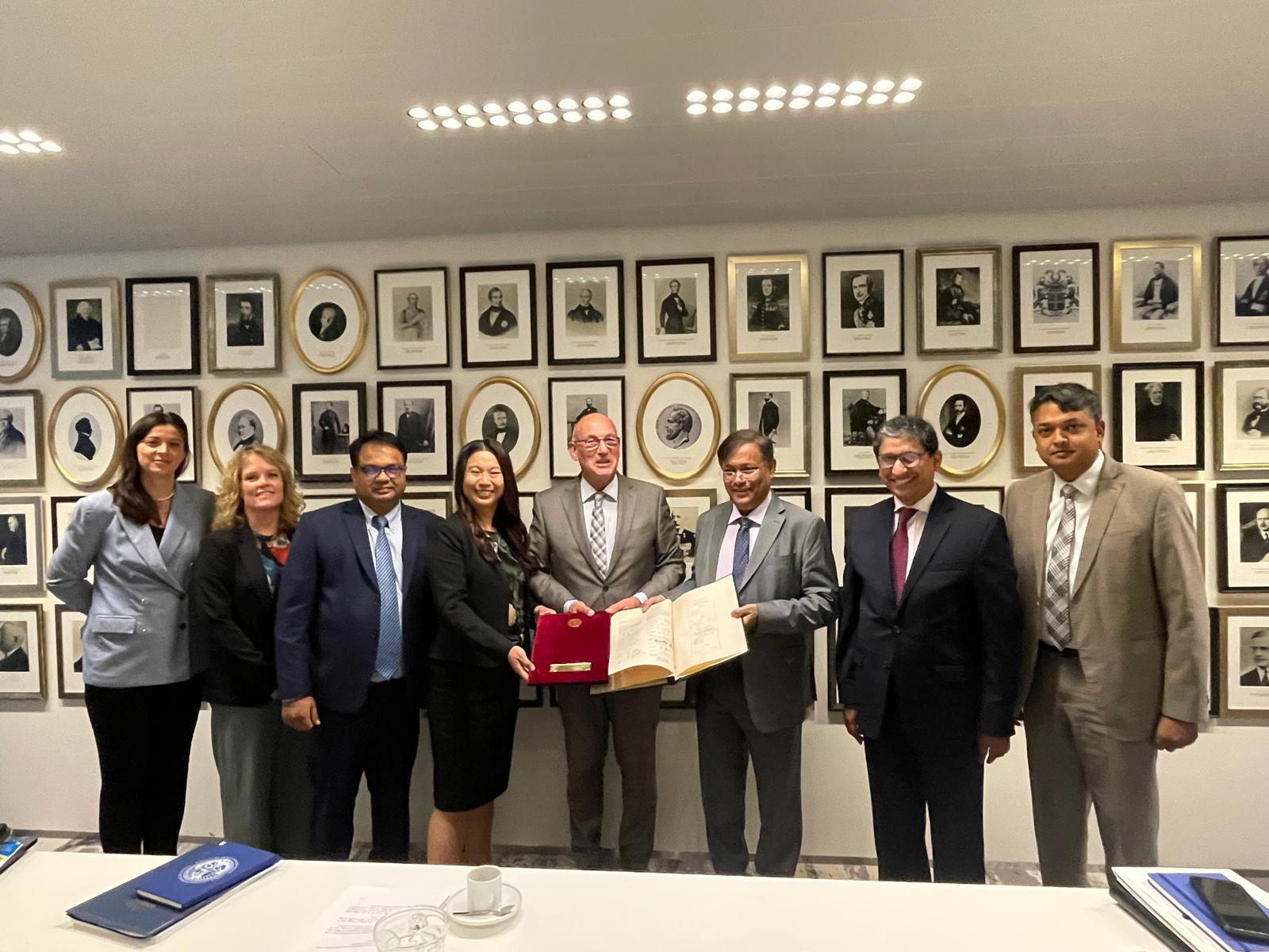 ebed4f03-f101-4574-98b0-3559ce63c73126290