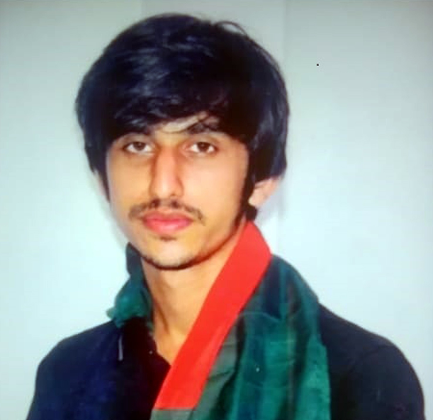 e46e49d9-e93e-47da-8c38-bb46f2b3315030932