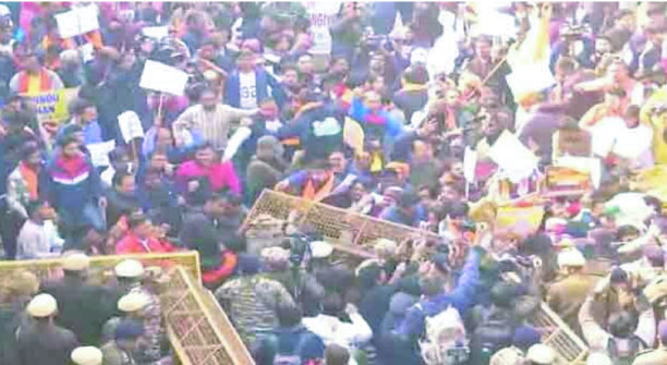 9ebbc068-a3c4-4f9c-8753-bbe6ec278a6038432