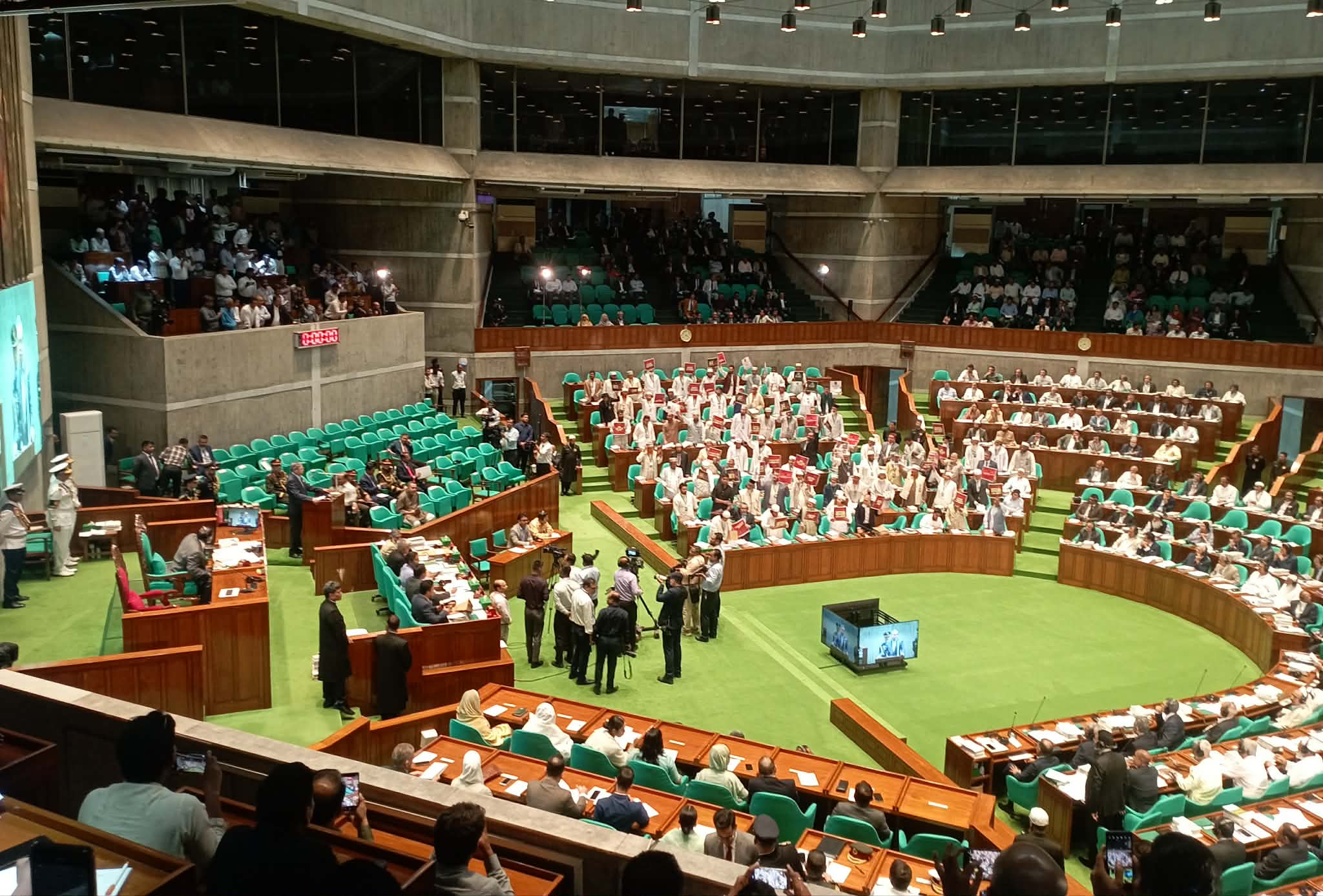 944327c2-f3f5-46b3-8c6d-a36b58410e4940276