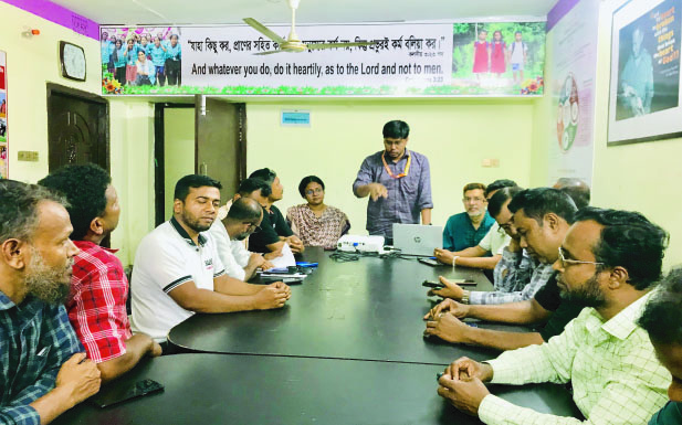 a2e1dc81-0f97-4fd8-9554-a7b53ea9b98040640