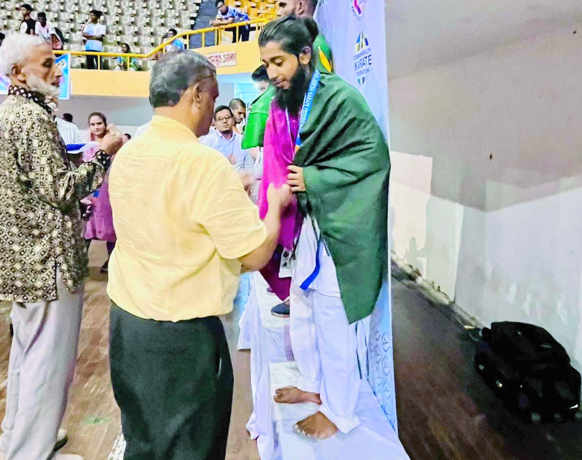 3e3eb160-362b-41c1-87ea-ffb8aecad83533126