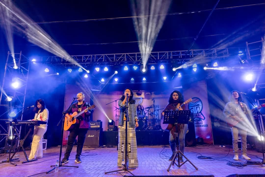 8e99ce98-48c1-4cf3-962d-d3c183a0f28533865