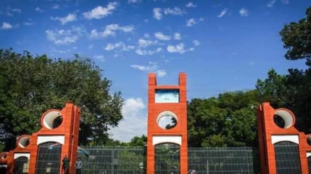 902b1eb7-e21b-48eb-827e-2f54aba7bfcc32242