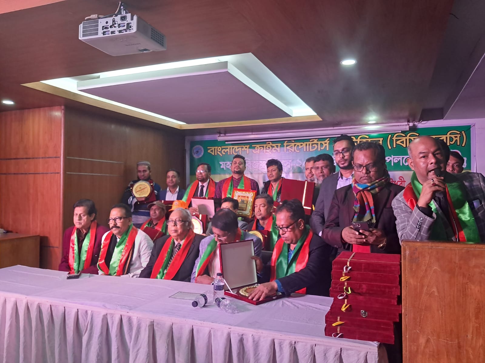 3d99ffd6-607a-4299-8c24-68238a8e65f329681