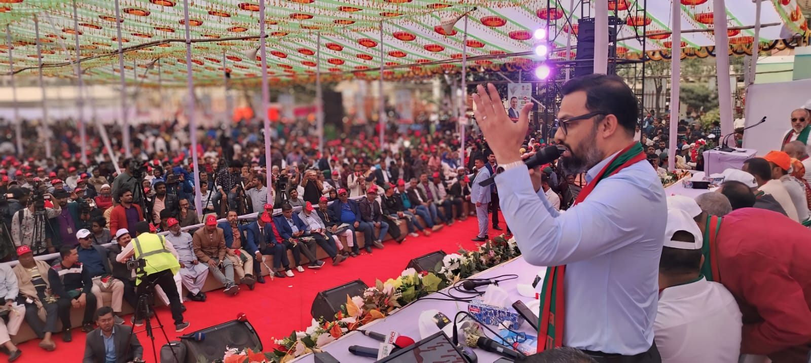 a66b8ed4-d6e7-4329-9f5b-68b428e8392130286