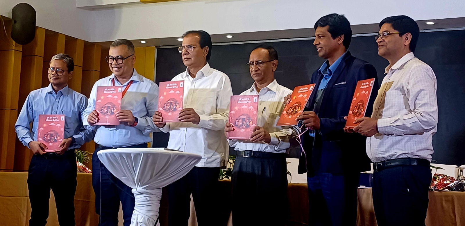 f42d9f01-0f8e-476c-831c-abbfe6e94c7440637