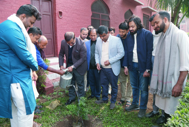 f5b248ea-8483-4186-8946-7eafb9b10c7338766