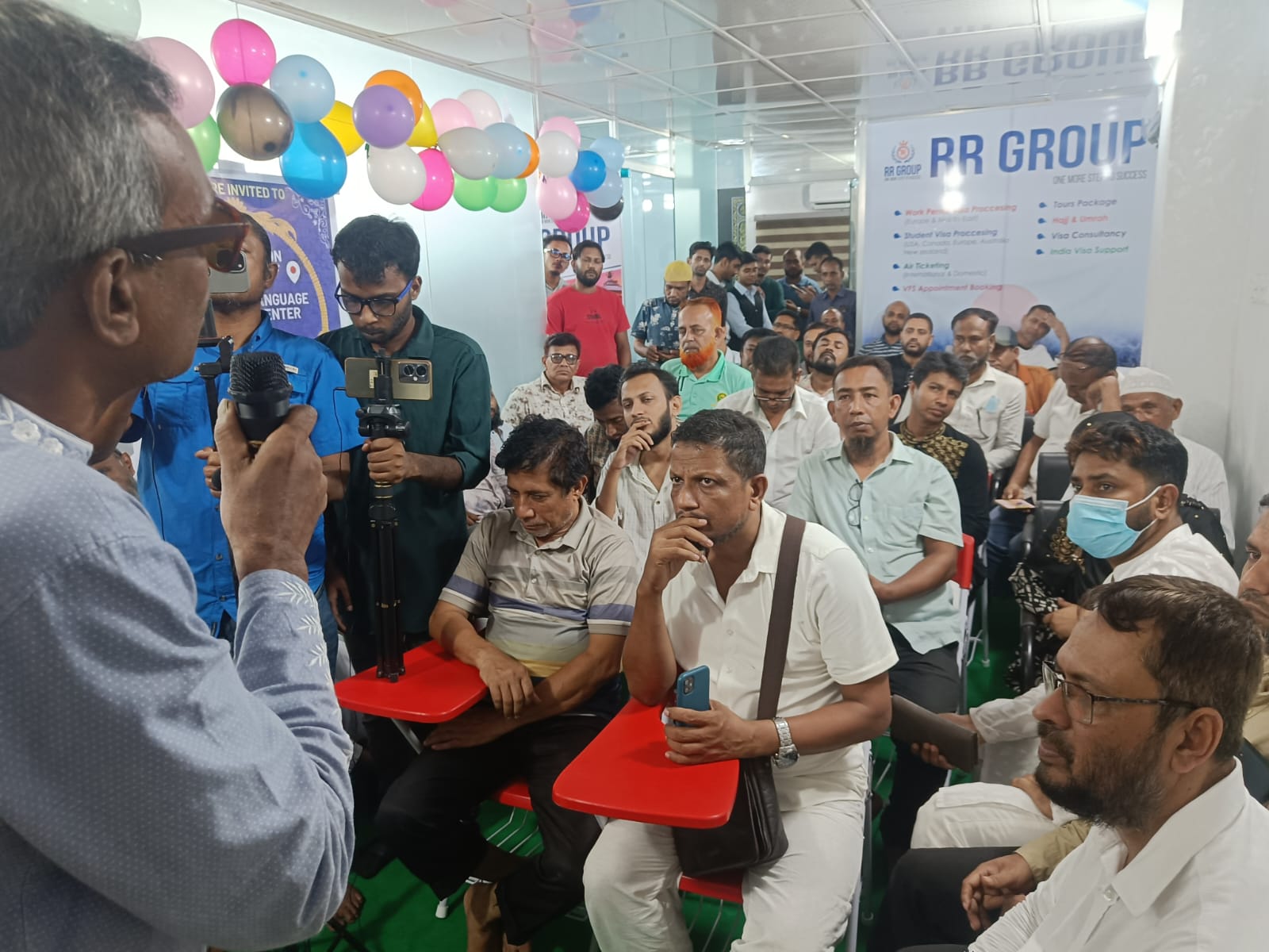 f65a2e9b-650c-488d-9024-72896f70b17535740