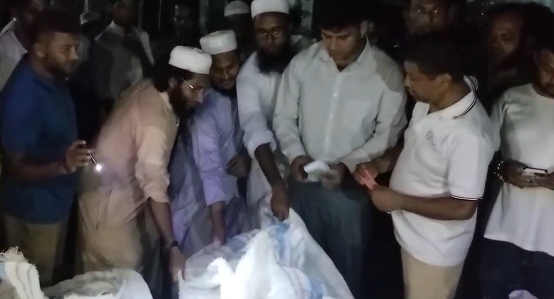 2270d1bd-51fd-4749-89cb-940619a2a25733157