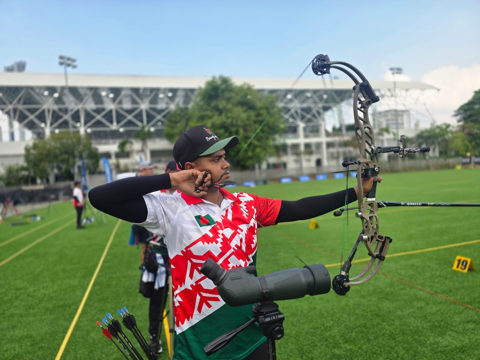 37792001-7ee4-4be5-88b3-07d25f53b9b040604